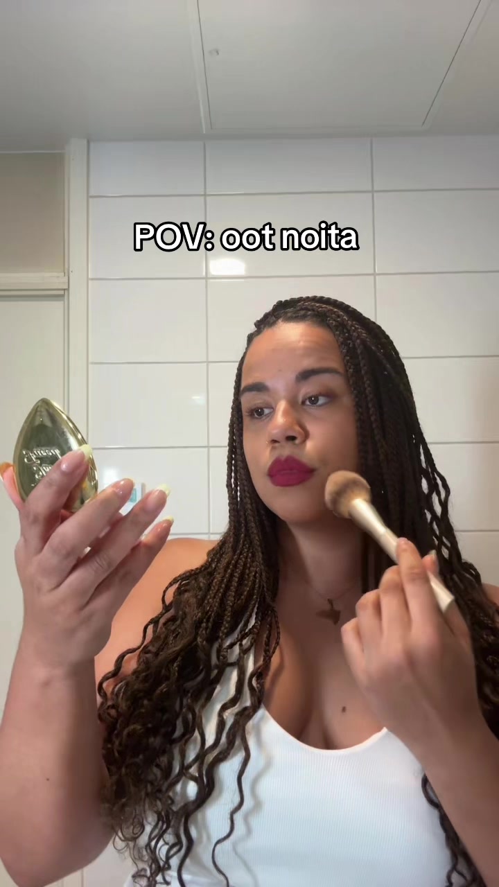 @Bruja Paloma