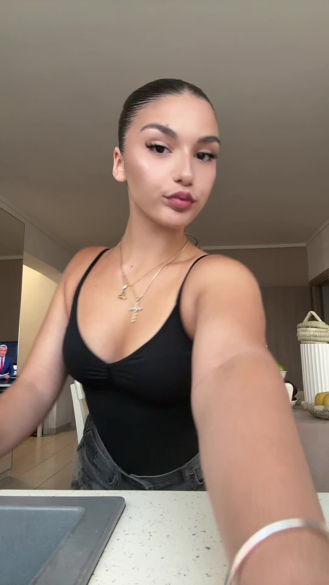 @Agapi_