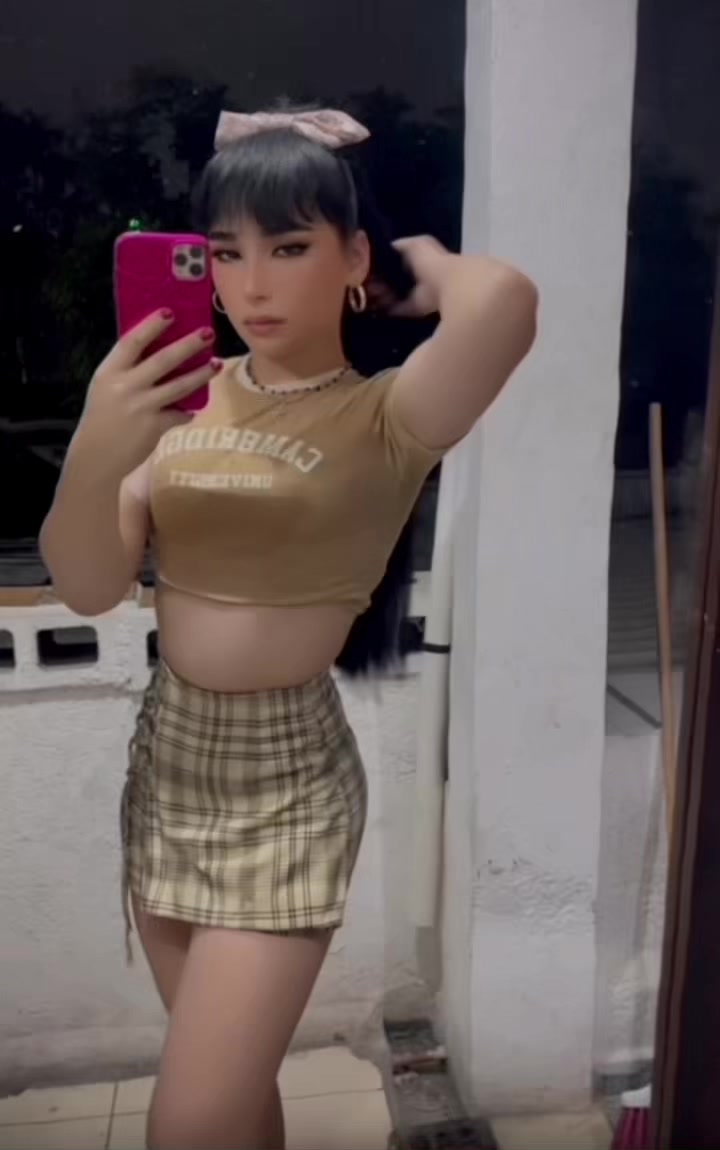@Sof&iacute;a Alexandra