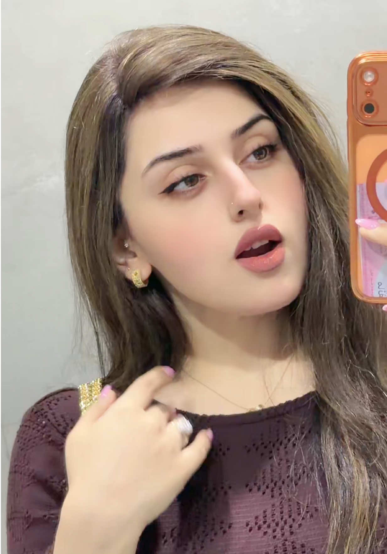 @Kausar 👑