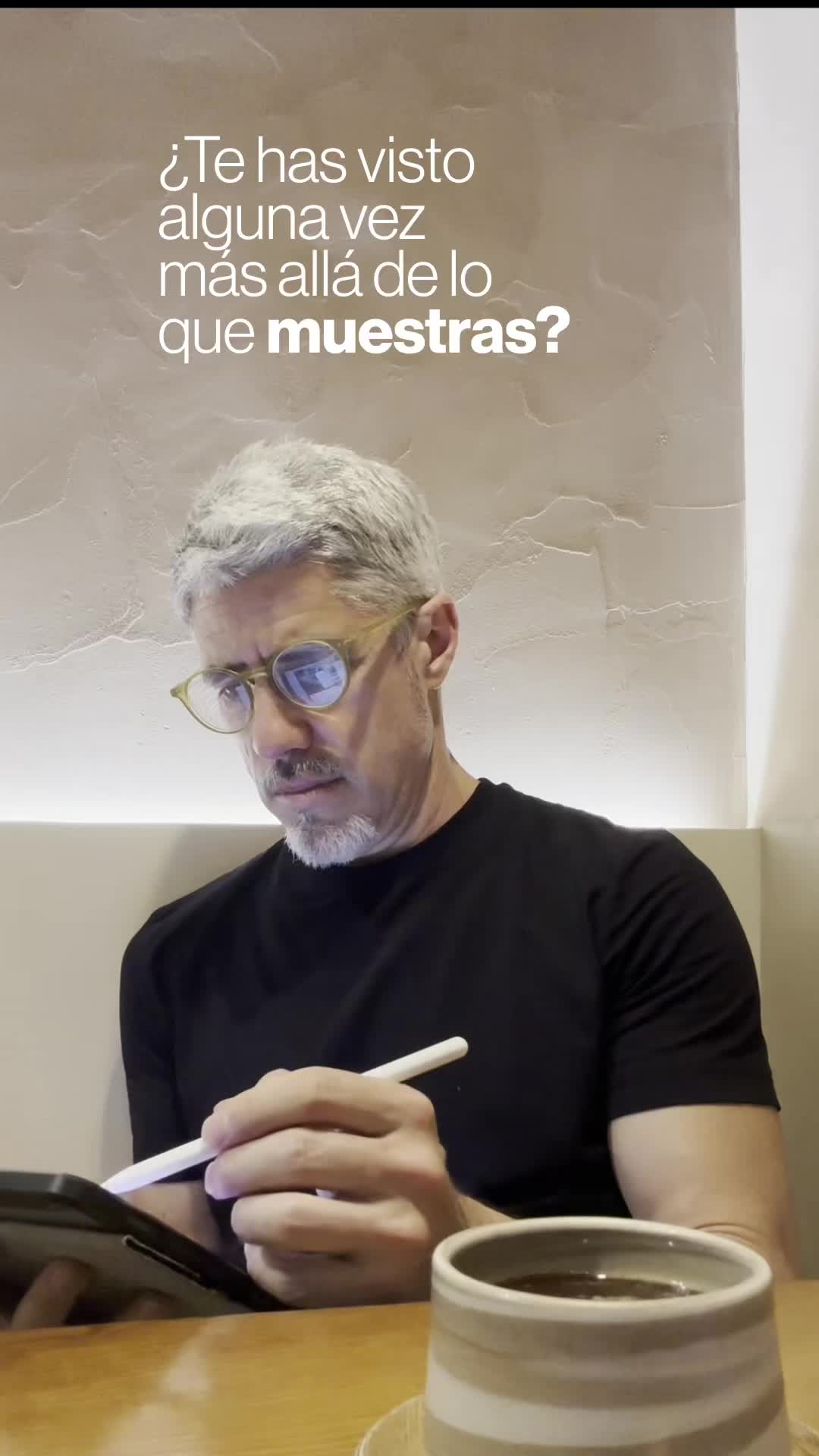 @Gustavo Corral