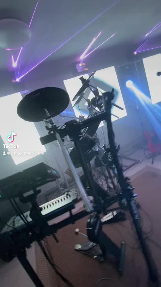 @chris.ibiza