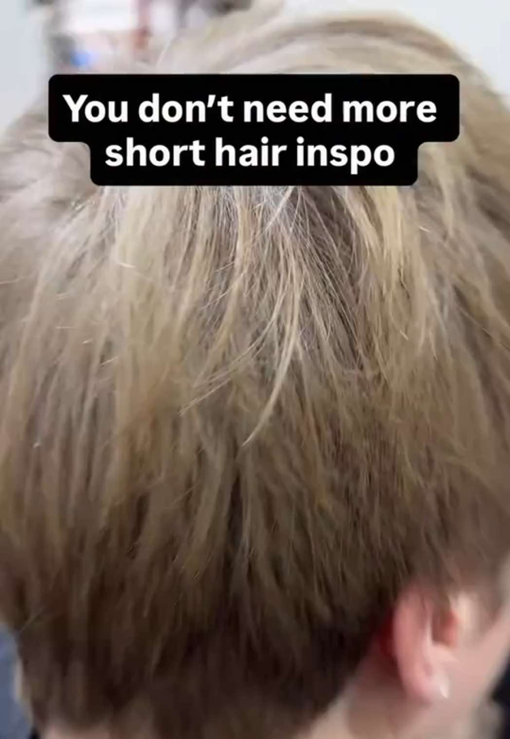 @Short Hair Cutting Specialist