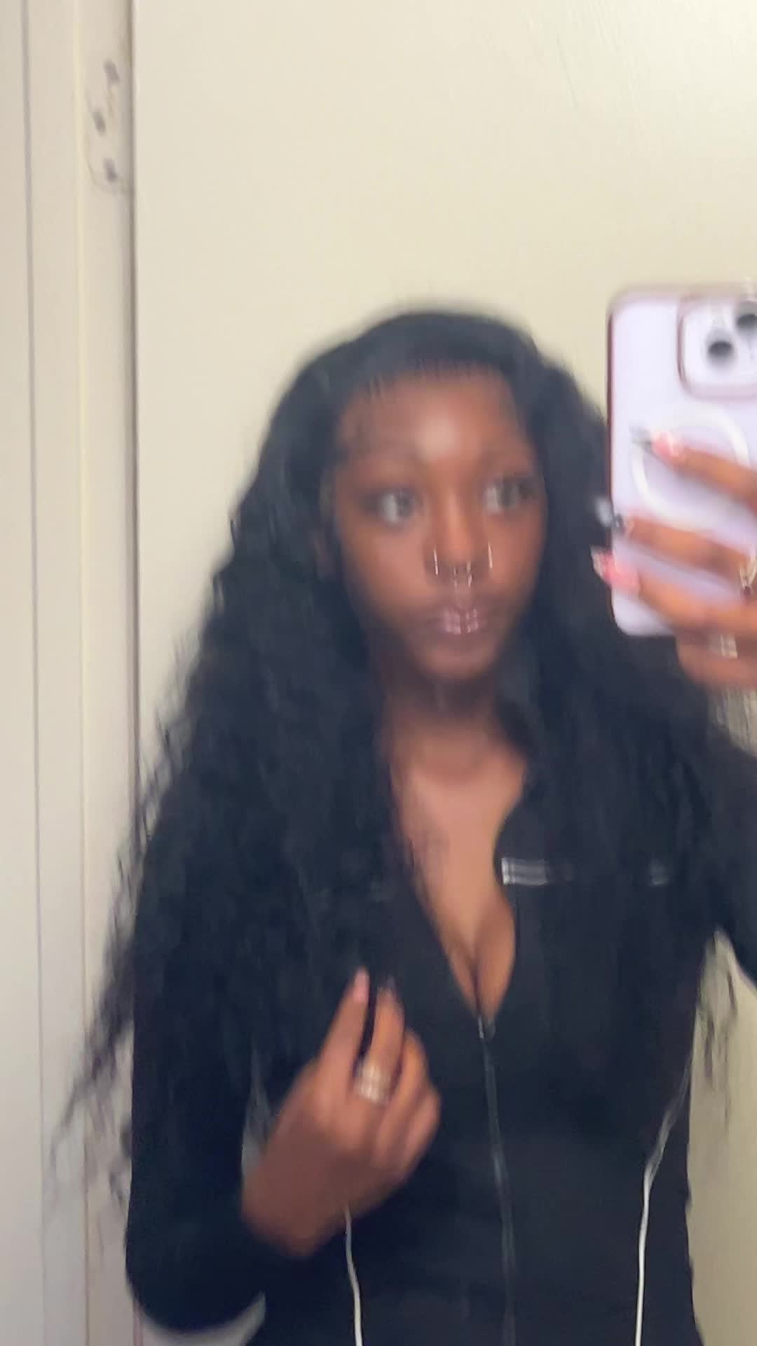 @thatsexyleogirl_