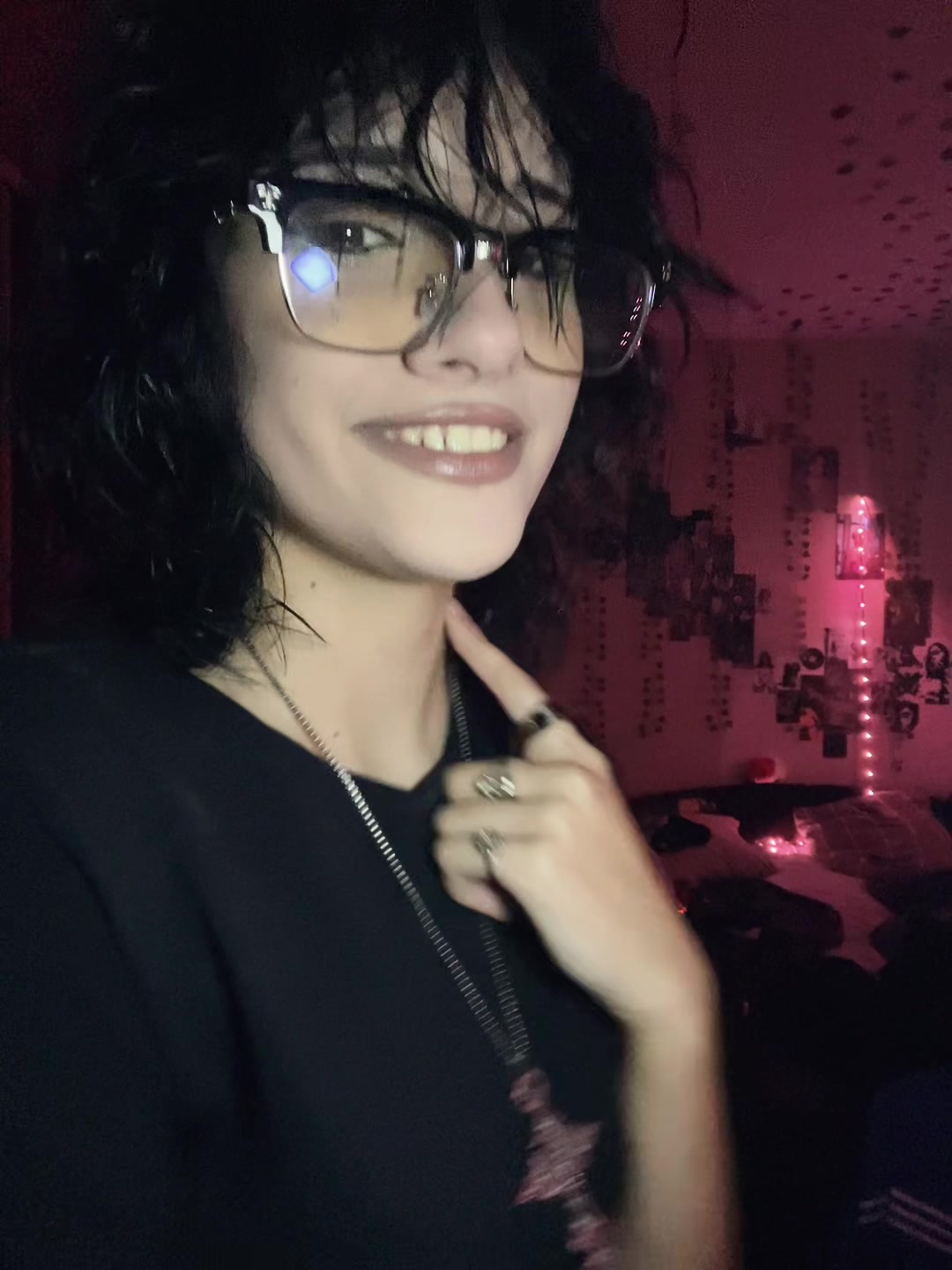 @кара кроватт👾