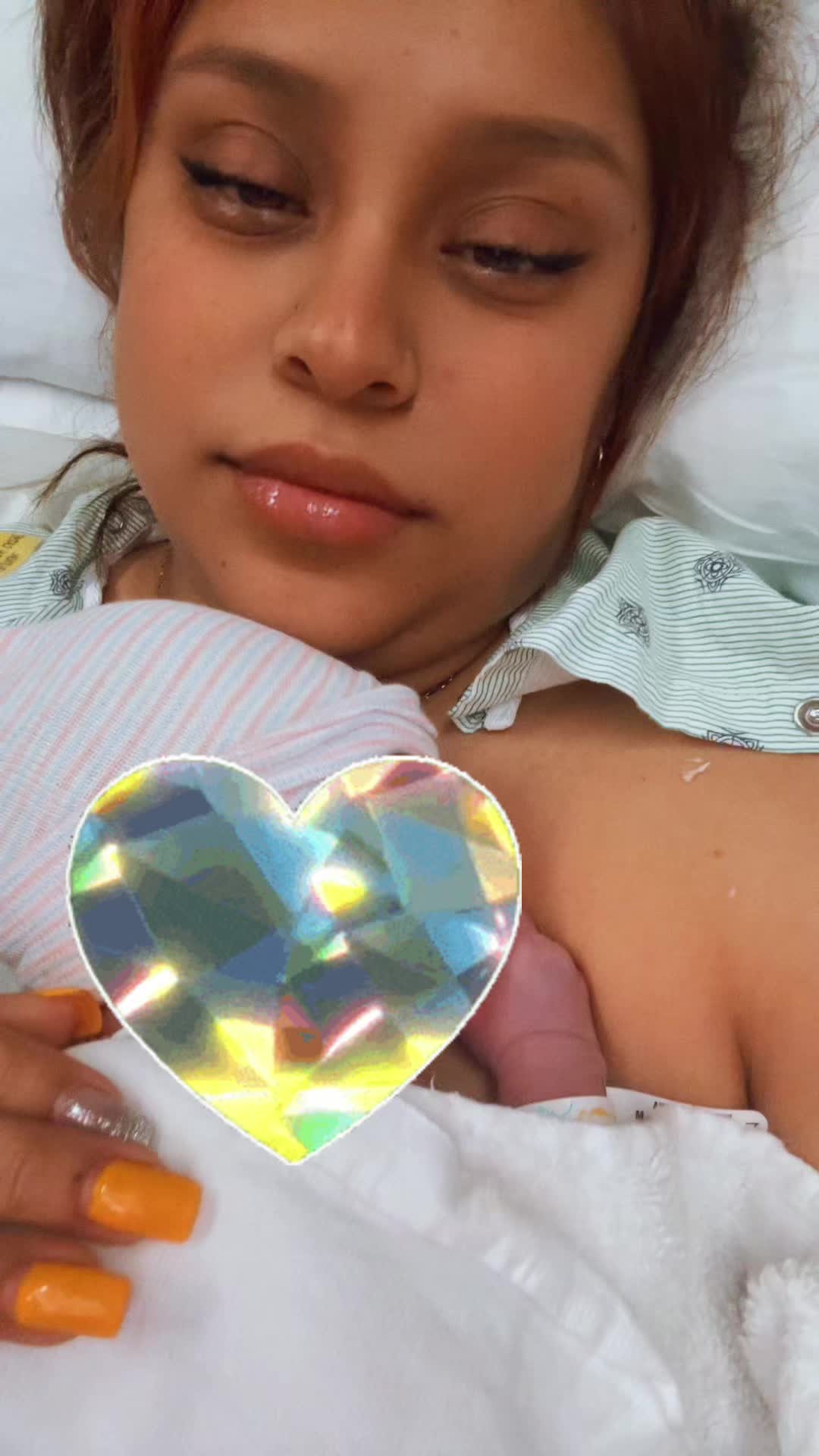 @Theyyhateeninaa