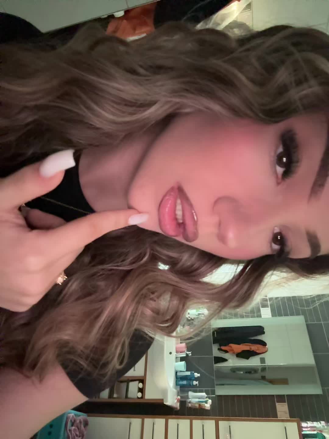 @nikolka
