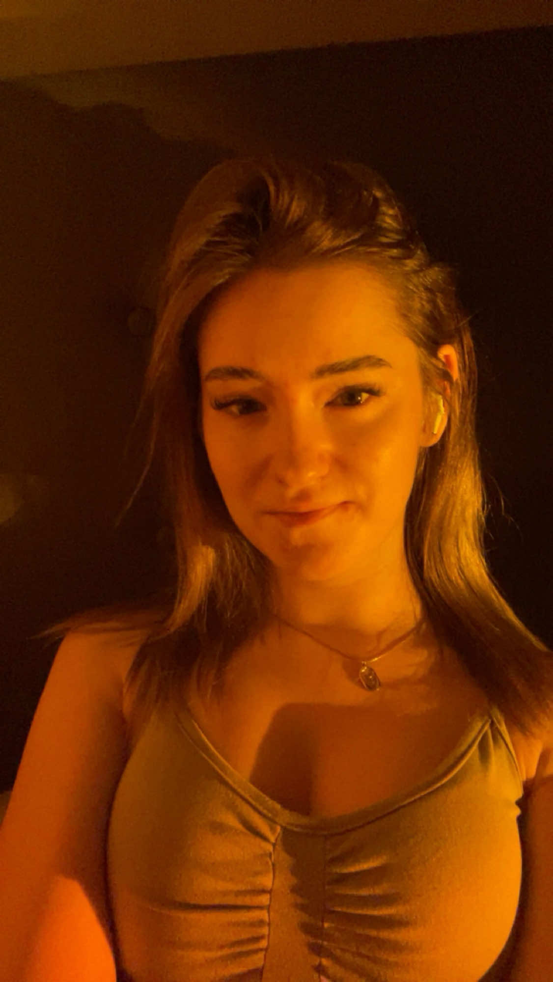 @𝓪𝓷𝓷𝓪.𝔀𝓵𝓵𝓼︠❀🥥̰︢𖦹