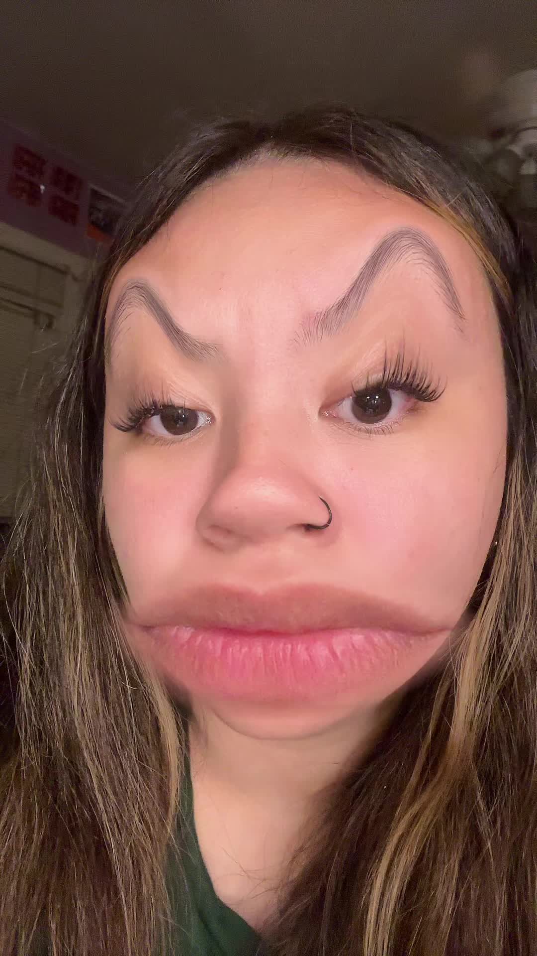 @️