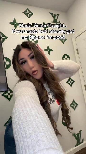 @Kayla Màrie💕