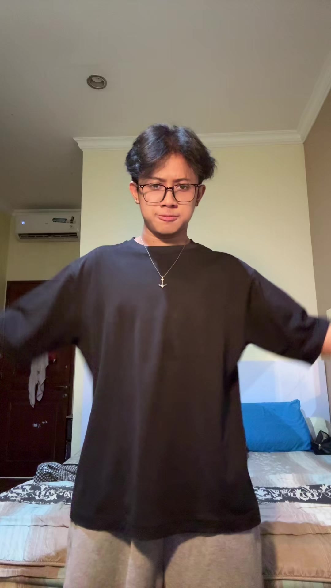 @Mikyy