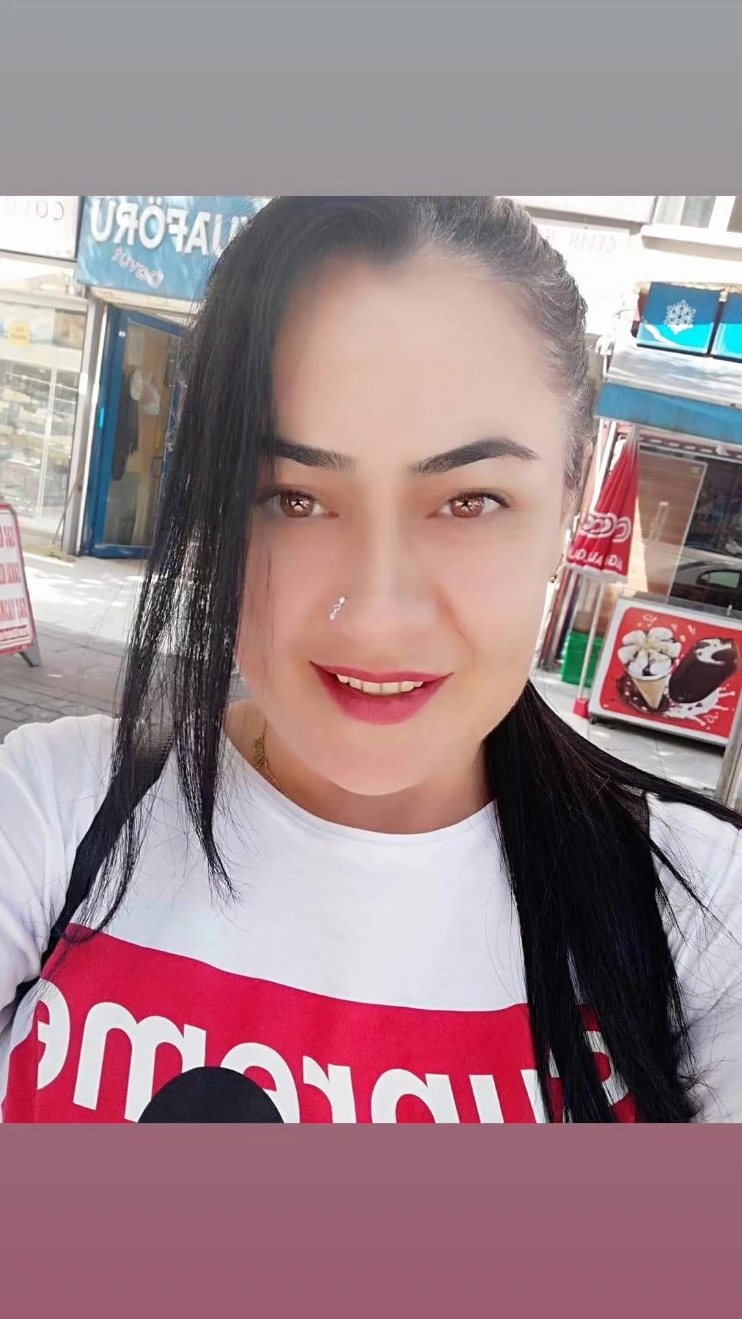@HAYAT DEĞİL İNSANLAR ACIMASIZ