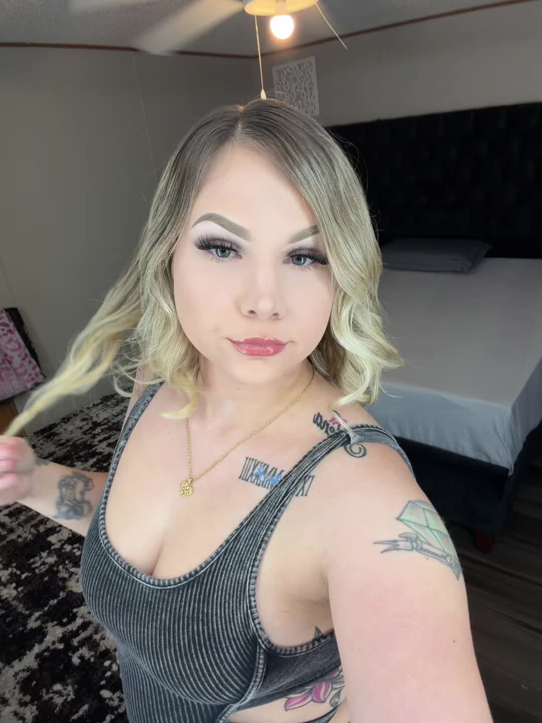 @okkchristinaaa