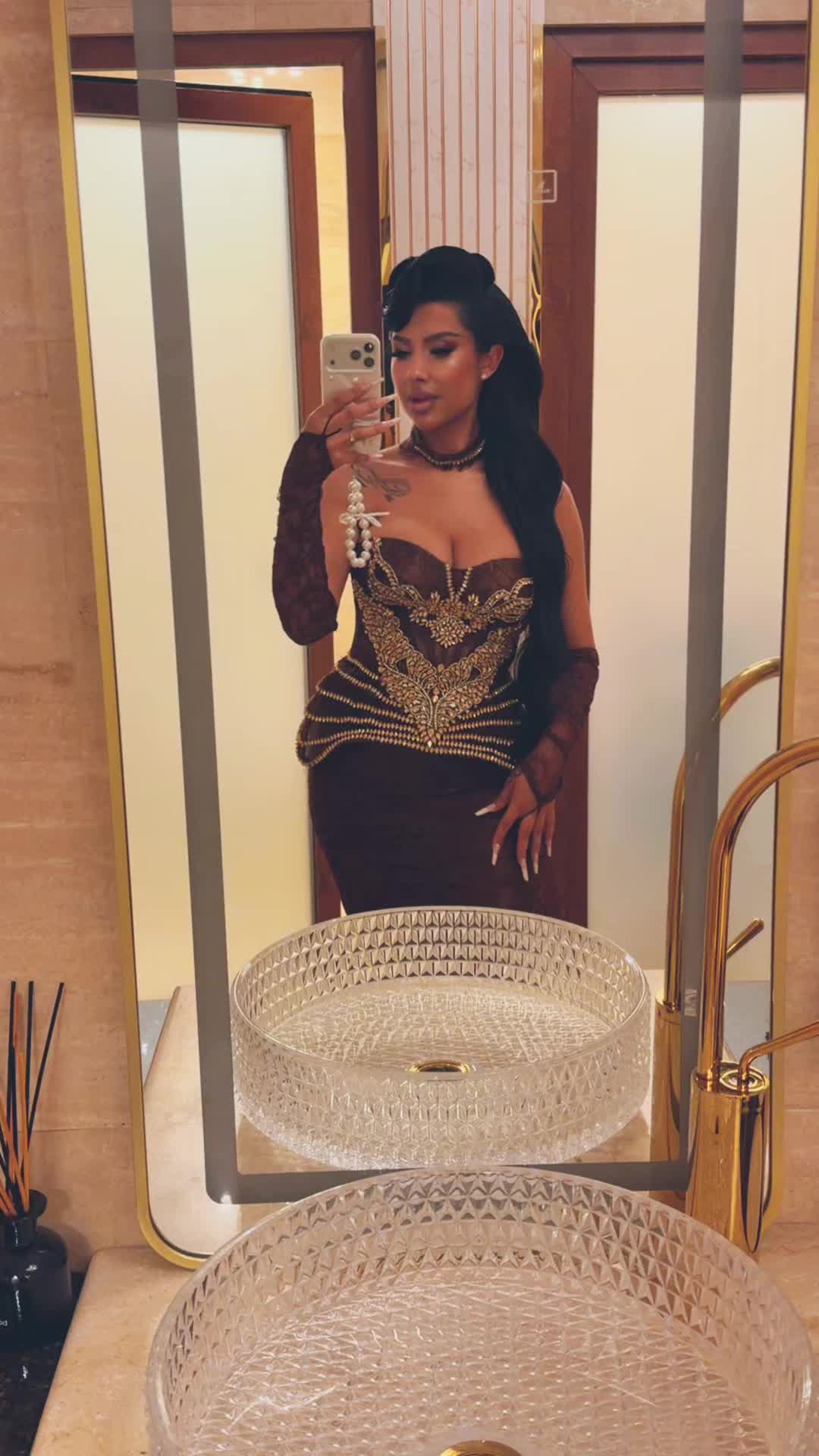 @AnneMarii
