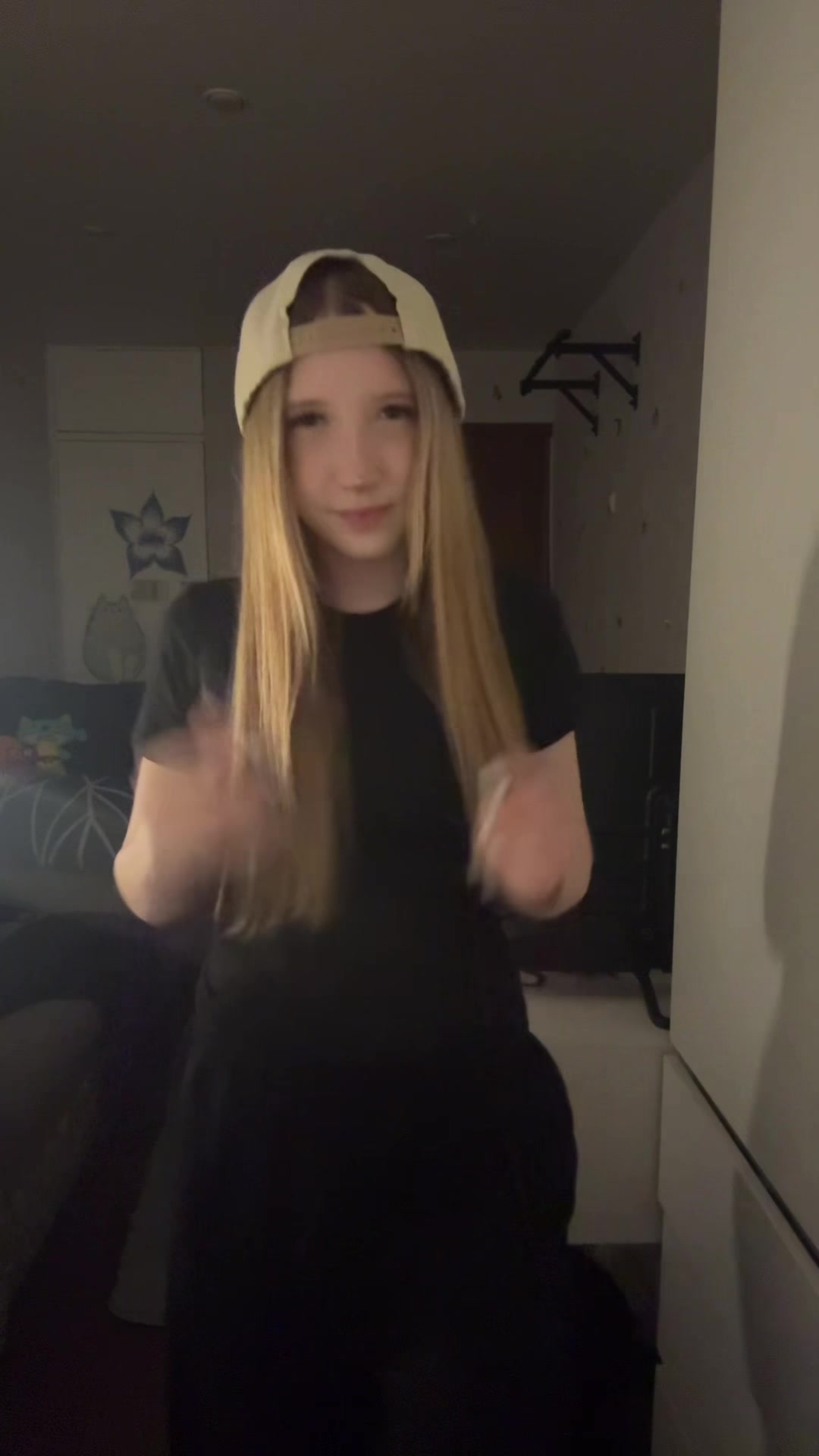 @алиночка йоу