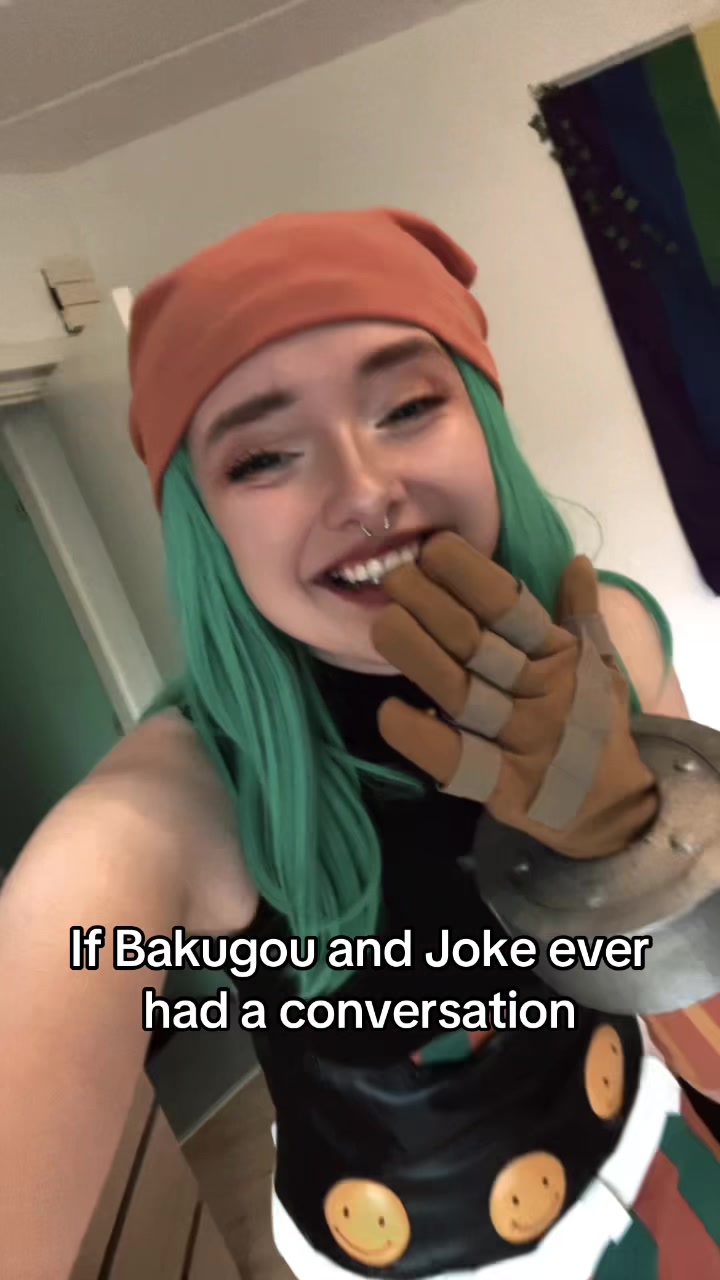 @Cy does cosplays