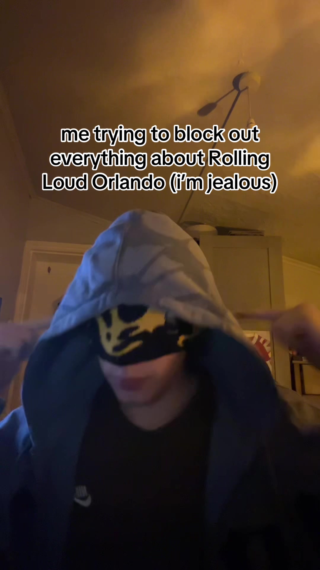 @deeceyy