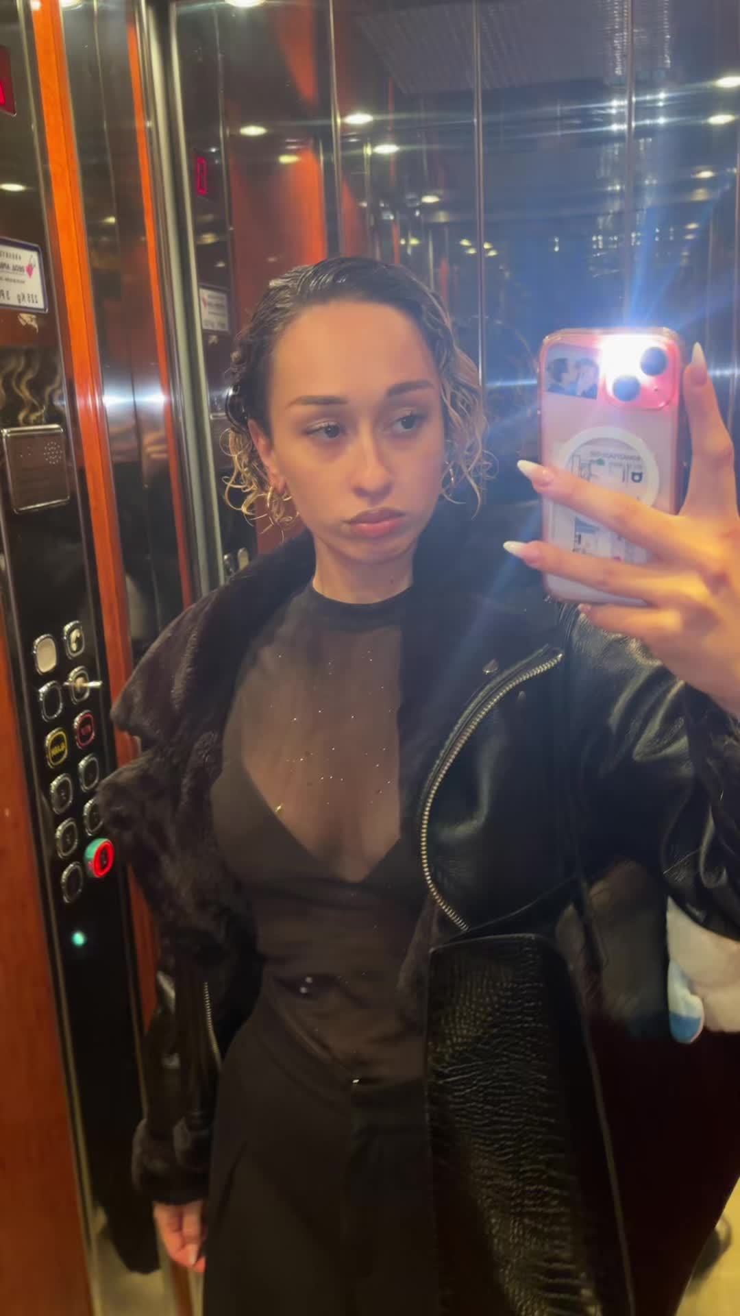 @elenitsagm