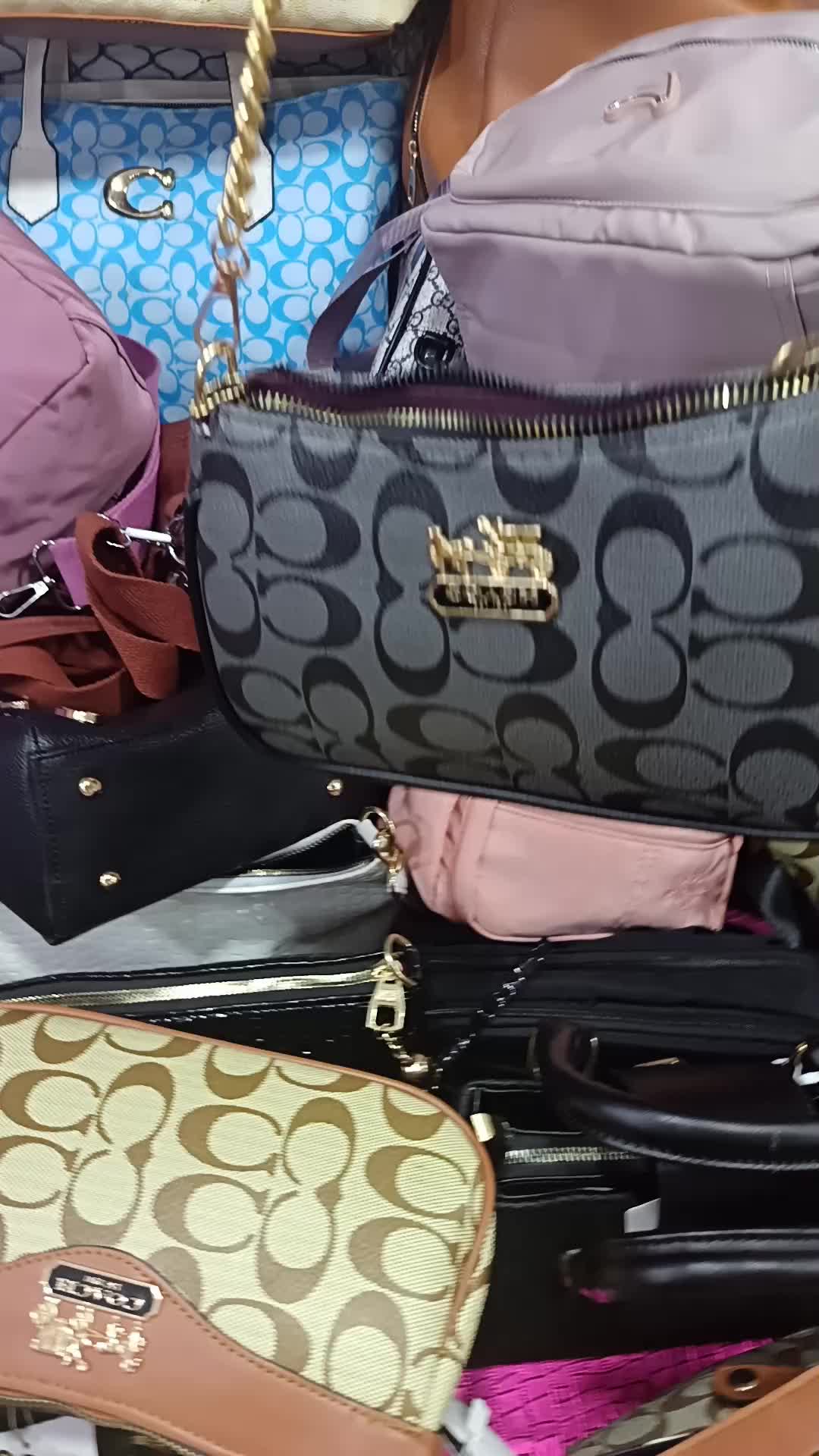 @ملابس دكرى
