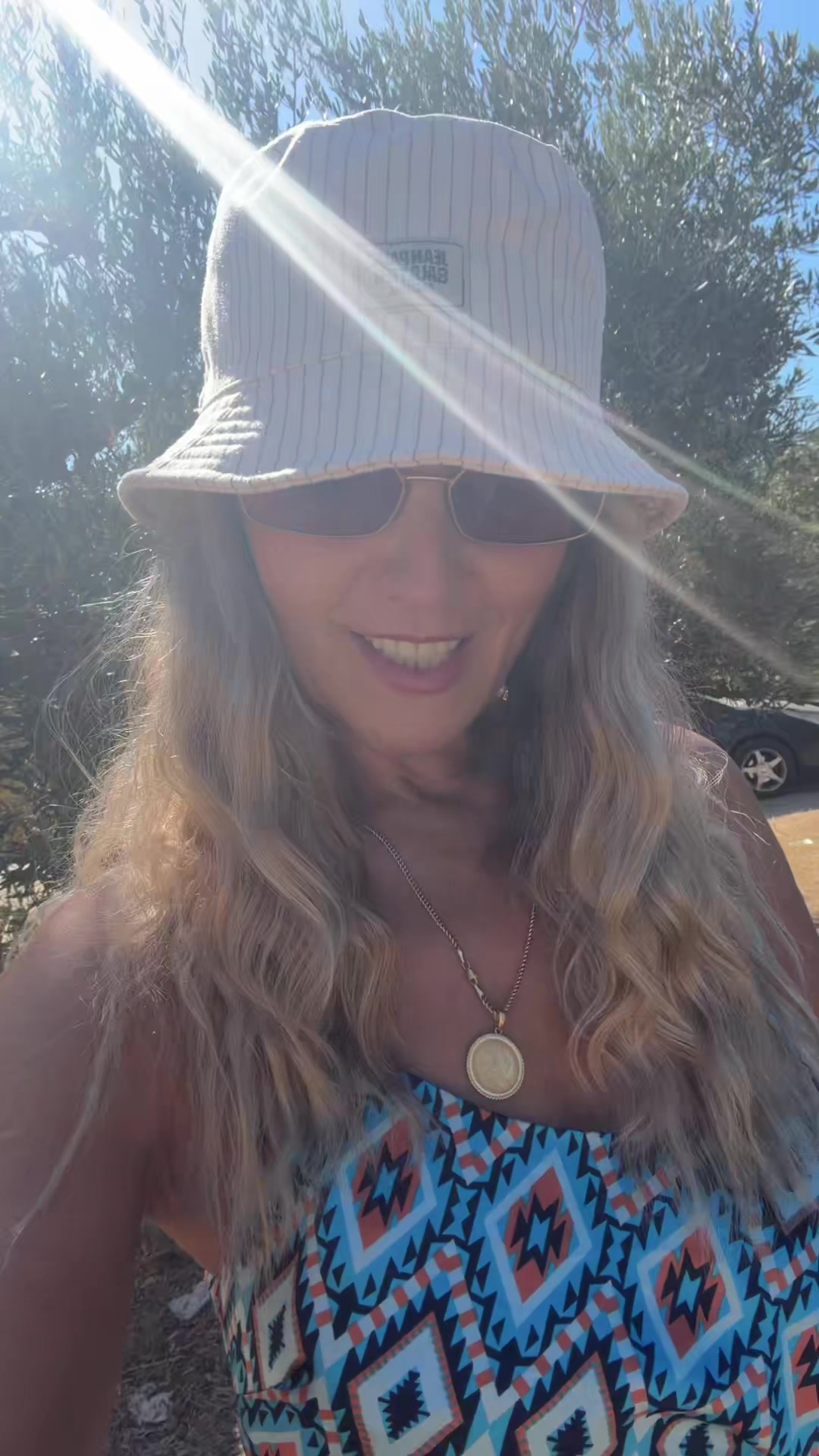 @Elisavet @@🇦🇱🇬🇷