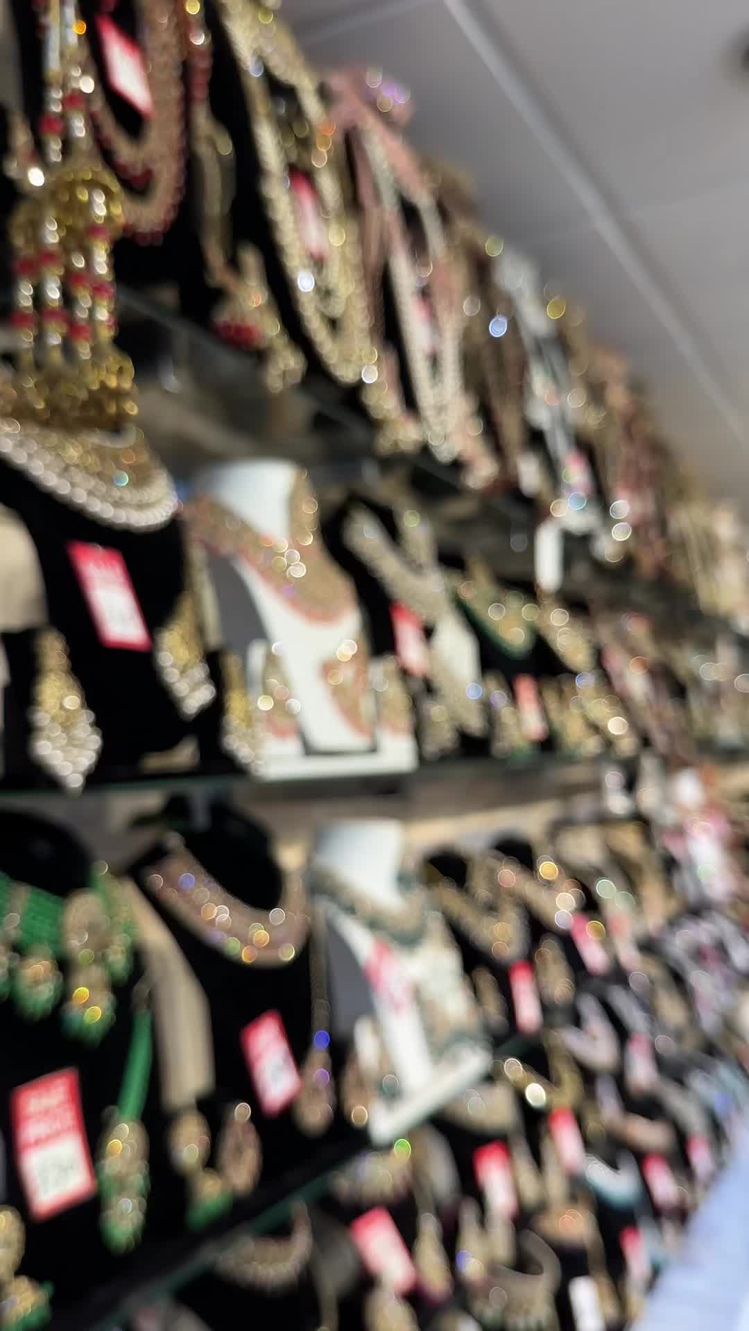 @FashionHouse438D