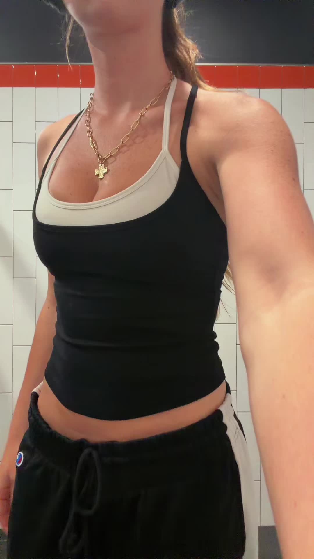 @Gwen🌟🌟🌟