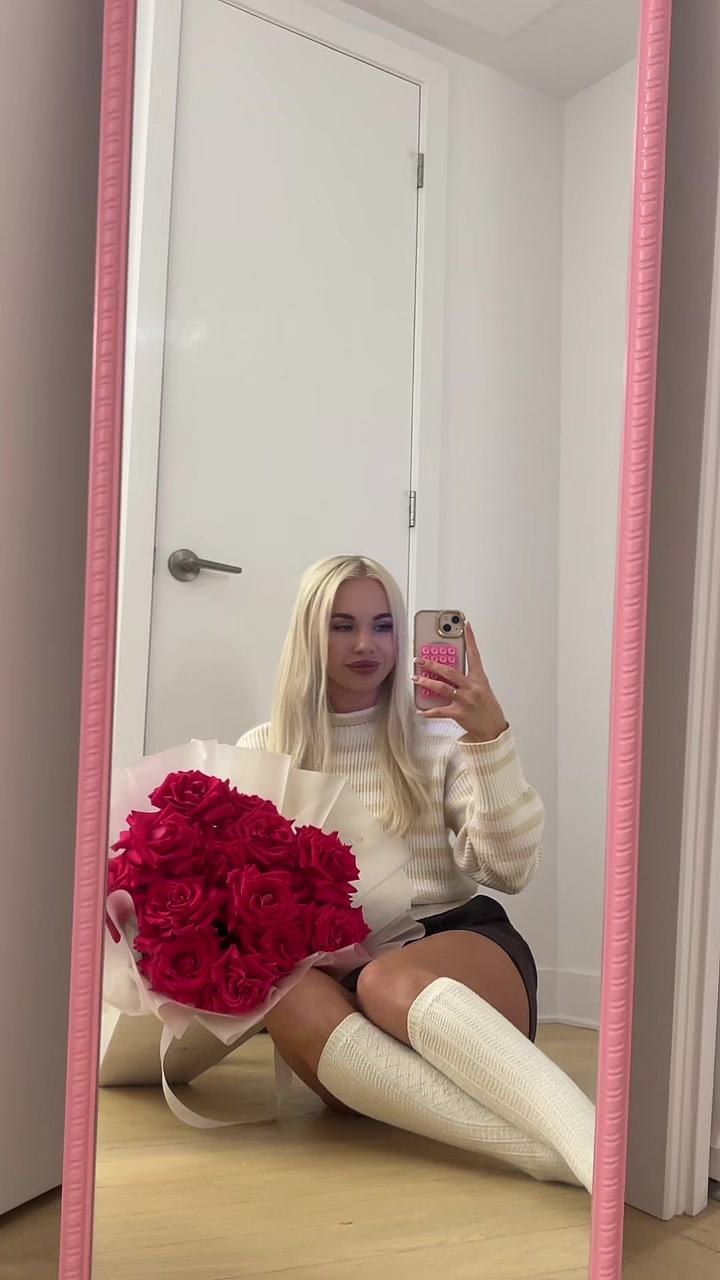 @Slavicblondexoxo