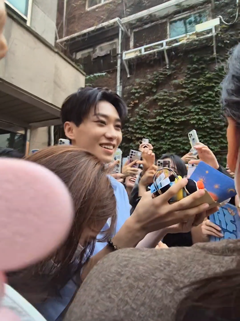 @유진