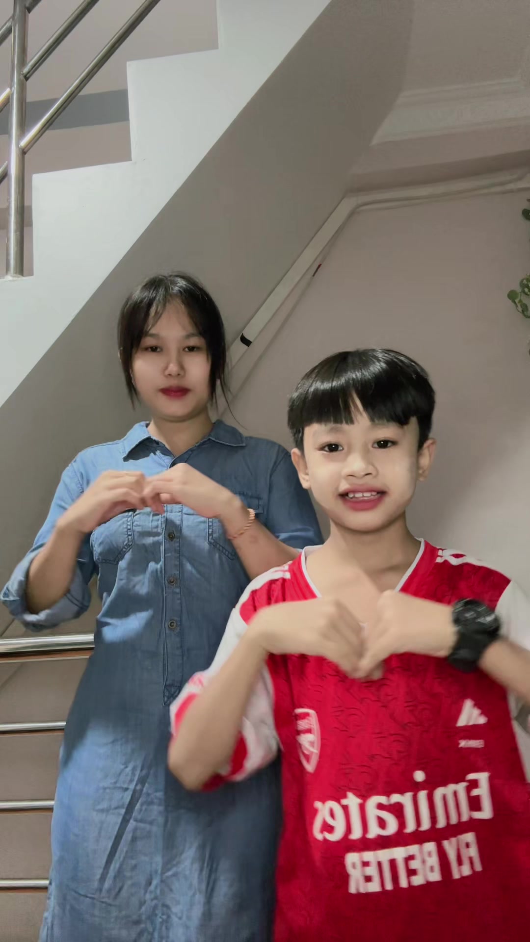 @Ah Pyaeº :အပြည့် 🐙
