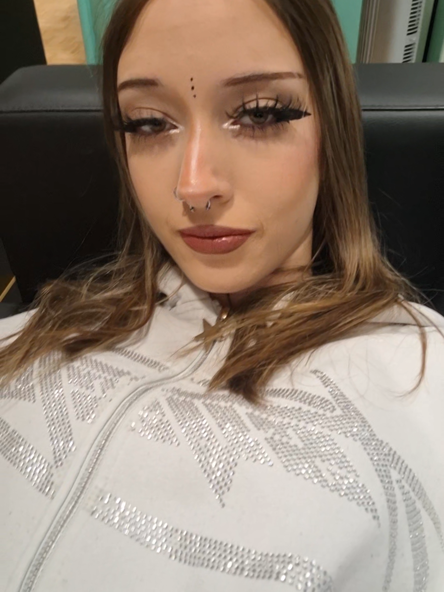 @☭❤️✮𝔑𝔢𝔩𝔢✮🖤☭