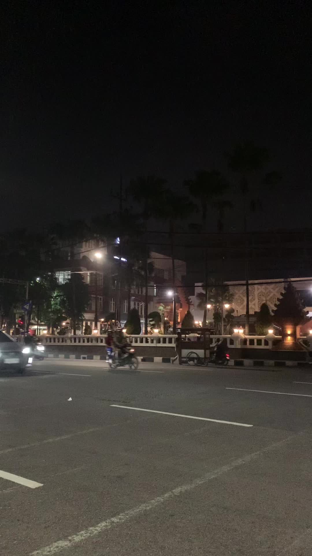 @𝙈𝙖𝙡𝙯𝙯