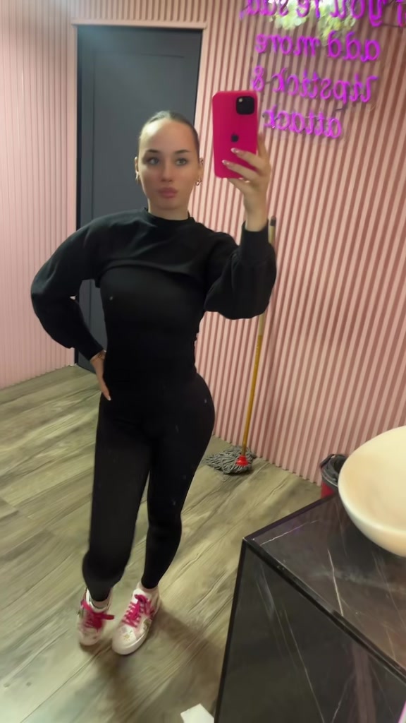 @aleksandra