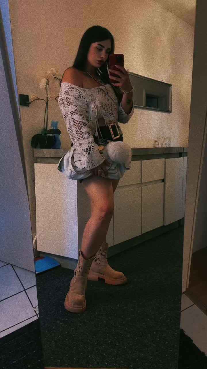 @Anca Monica