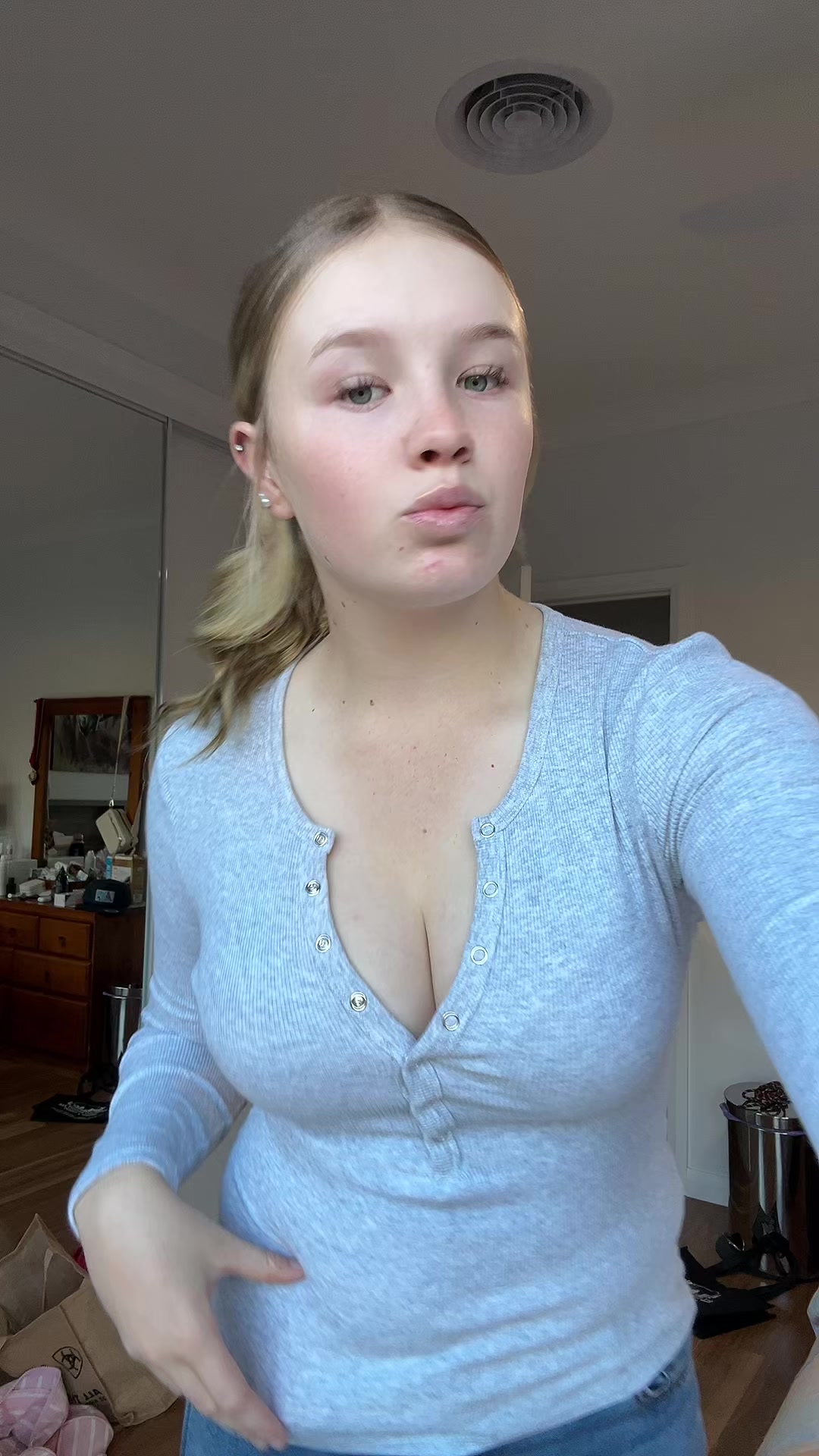 @elke_eq.exc