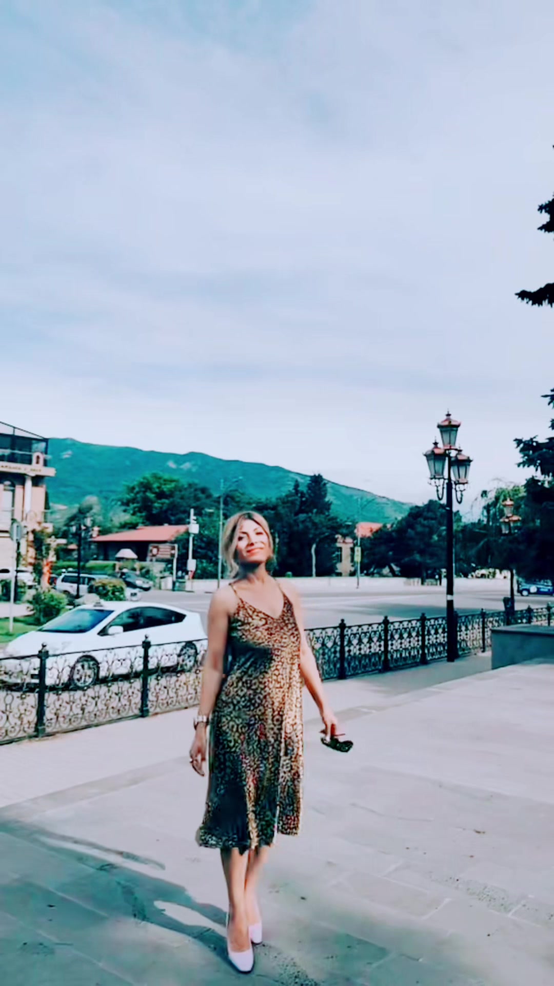 @პოზიტივი გოგო