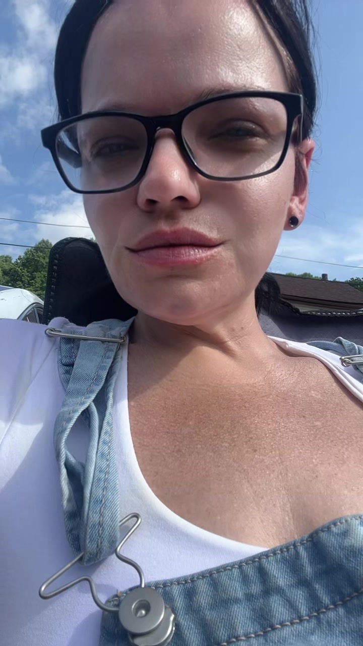 @moonchildhippy