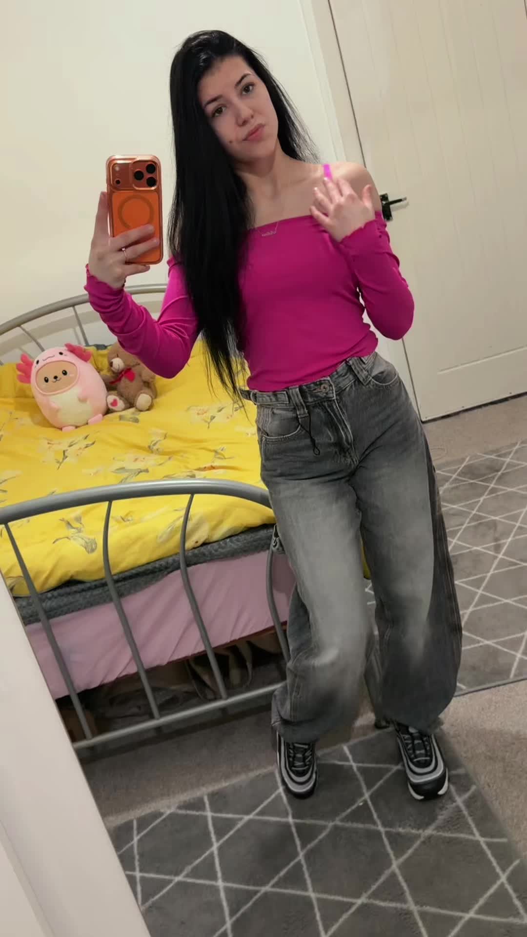 @Adina Ada27