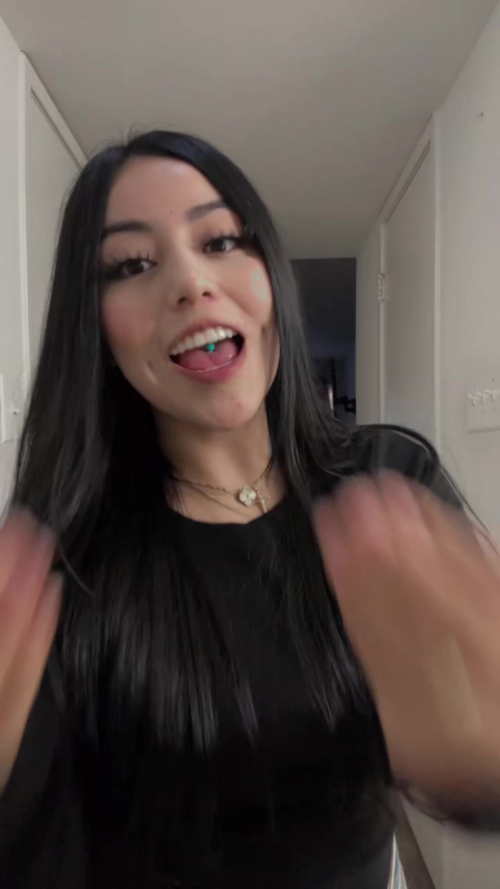 @Emii🍇