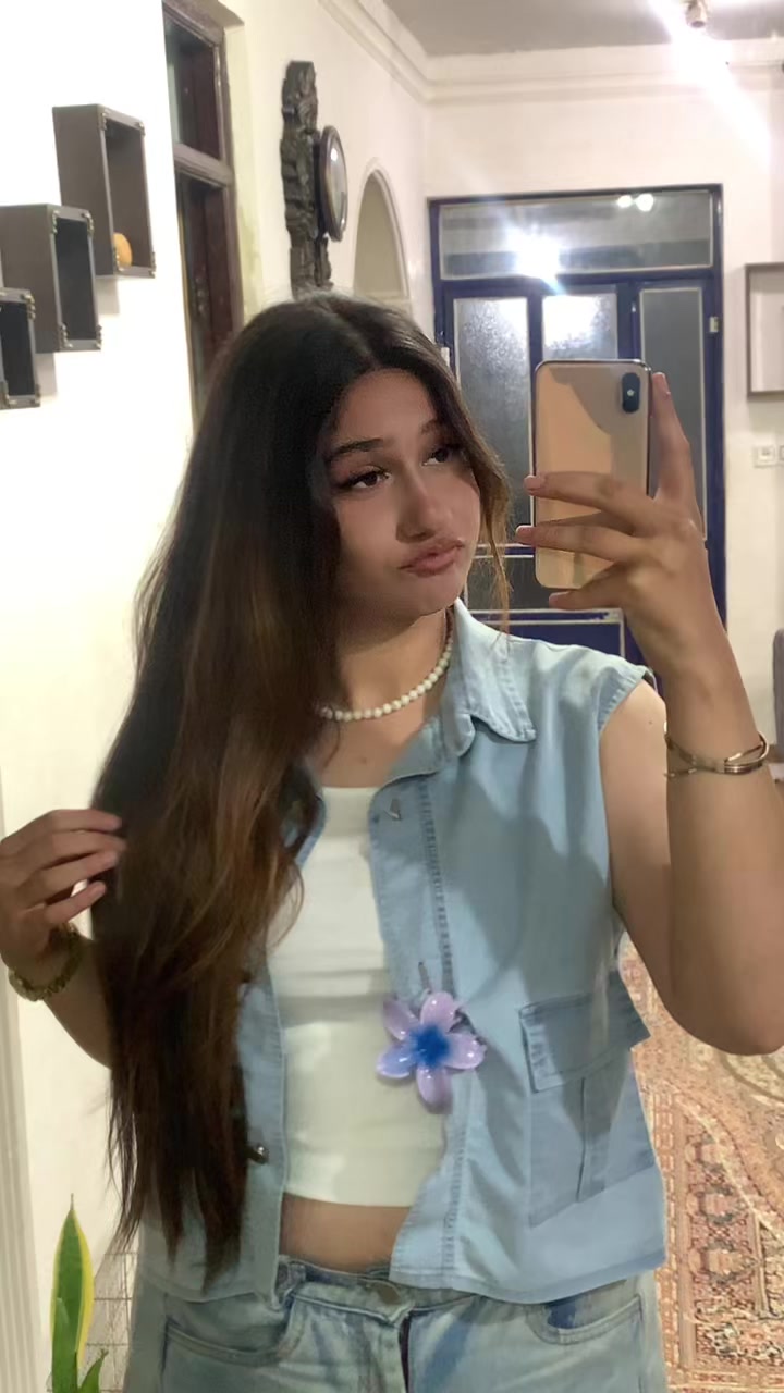 @Elina Gholami