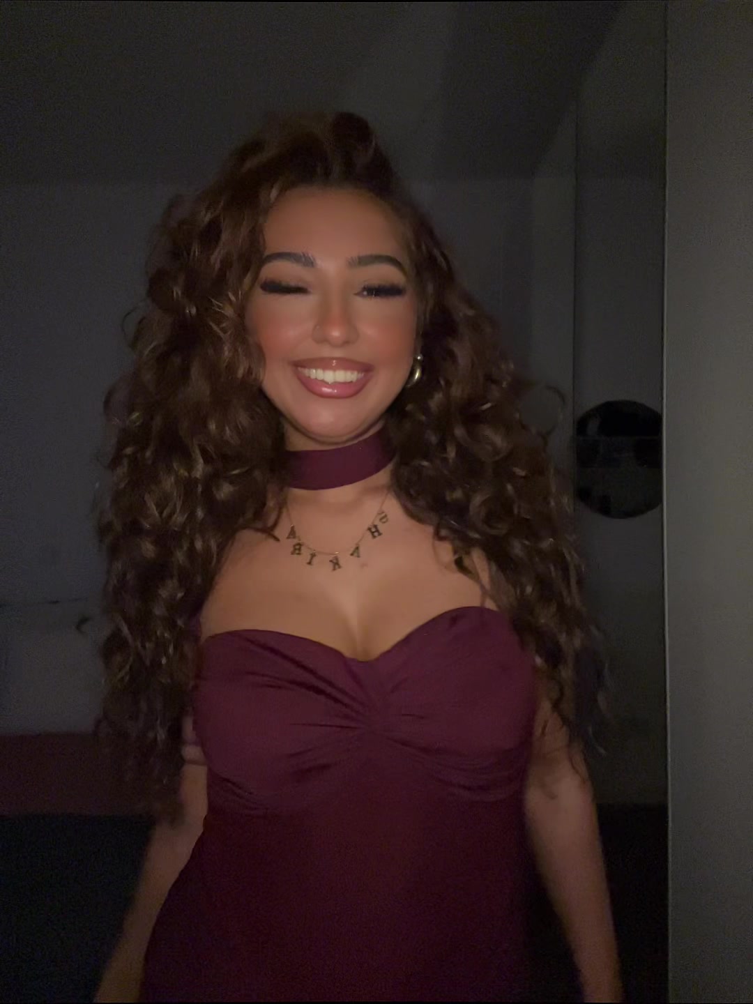 @$hakira
