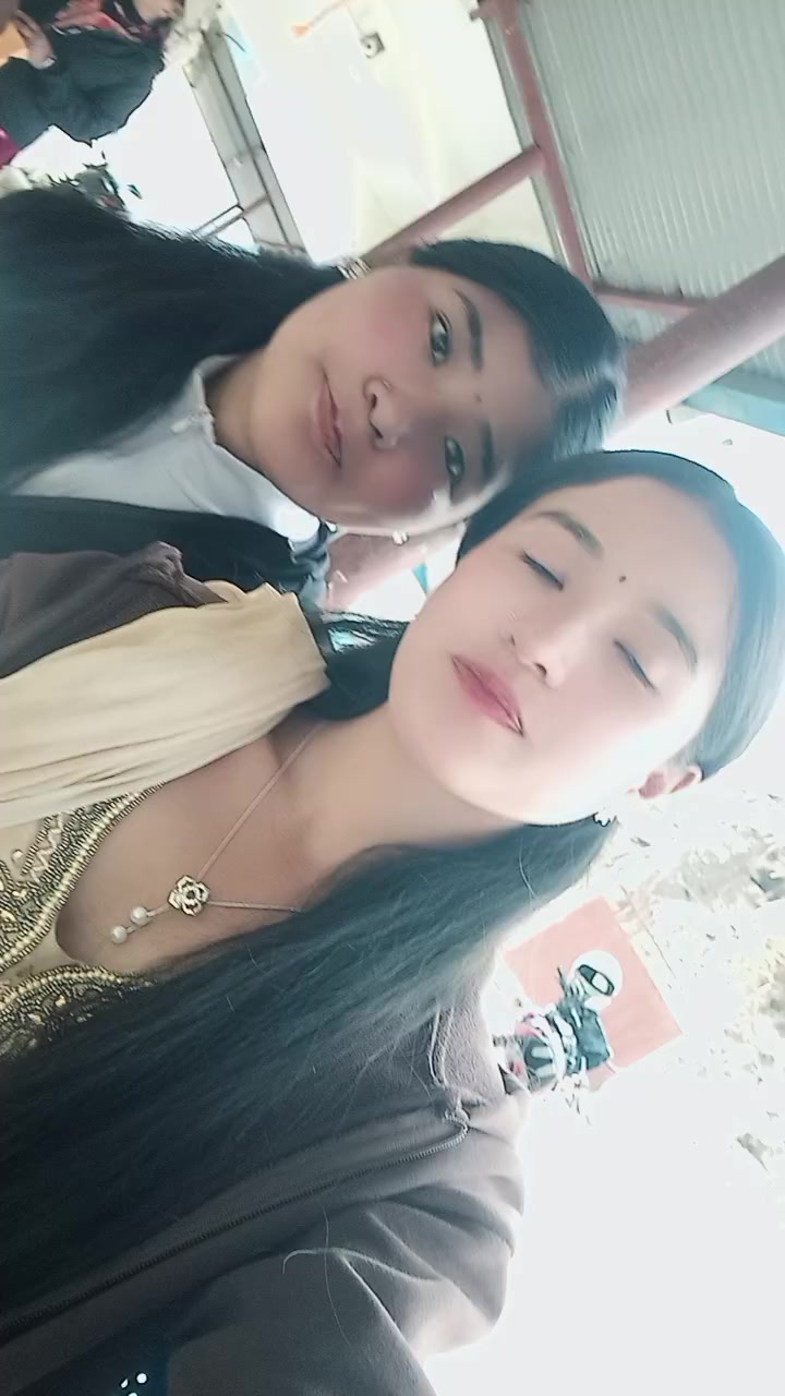 @Bomjan_Ganga💟✨