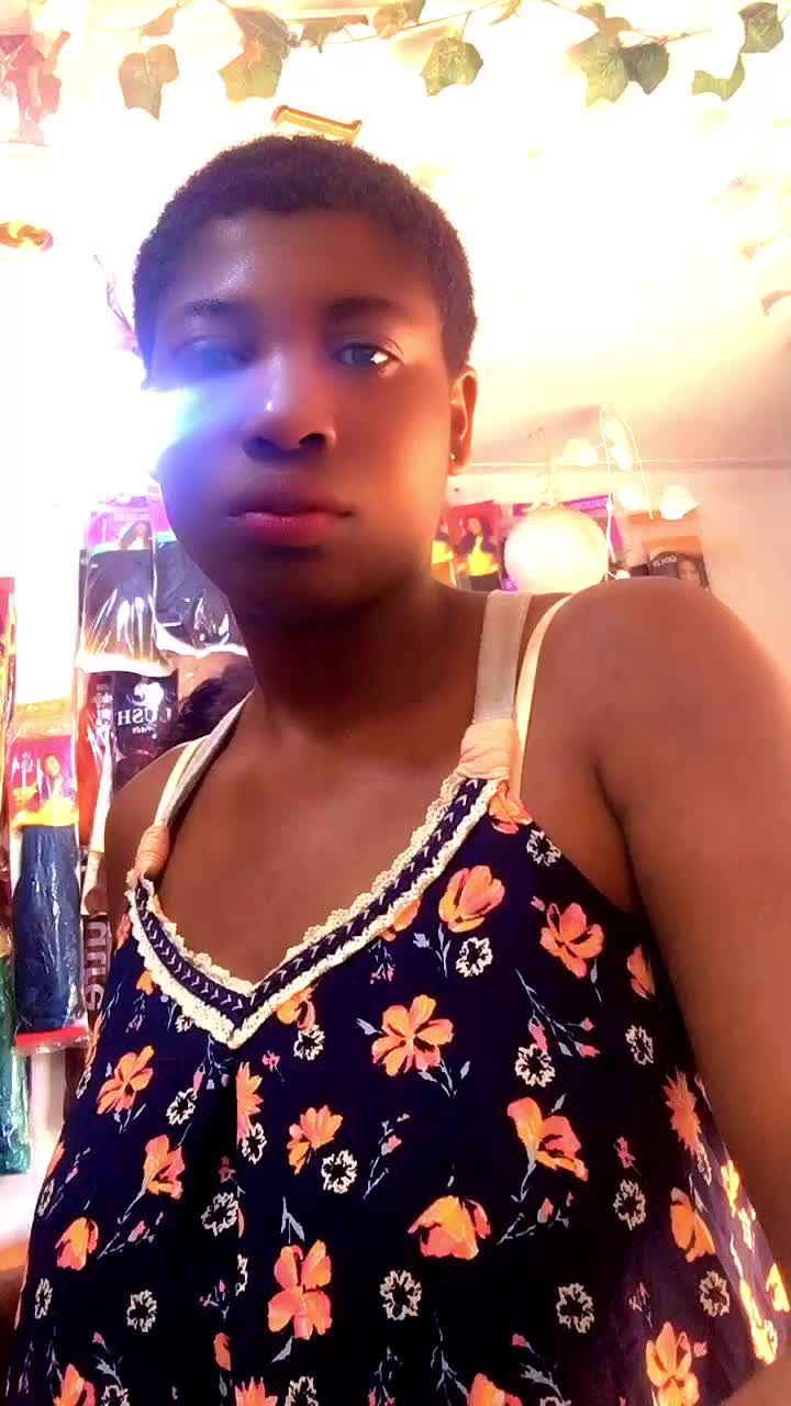 @victoria100