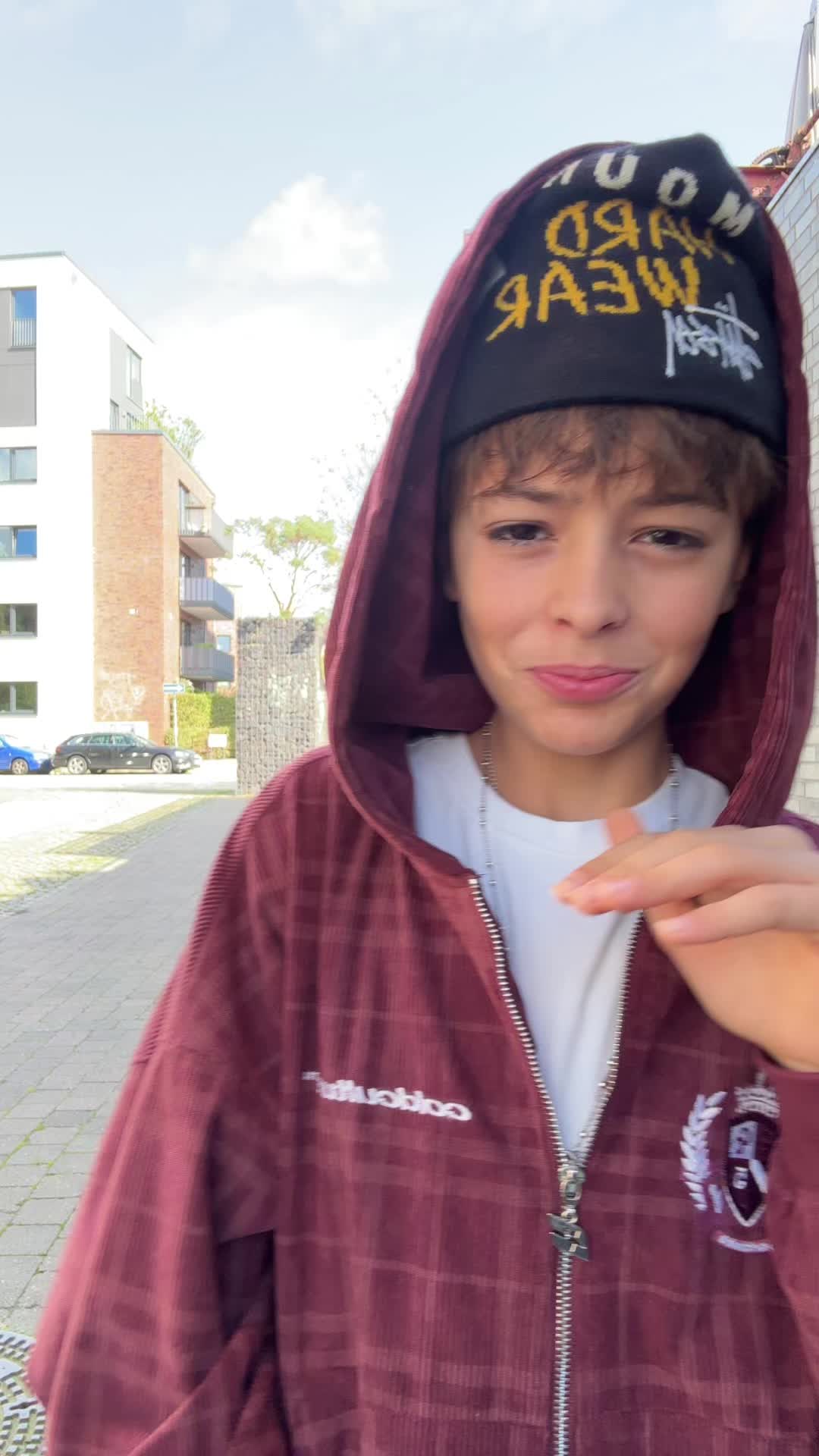 @Moeyz🤷🏽♂️