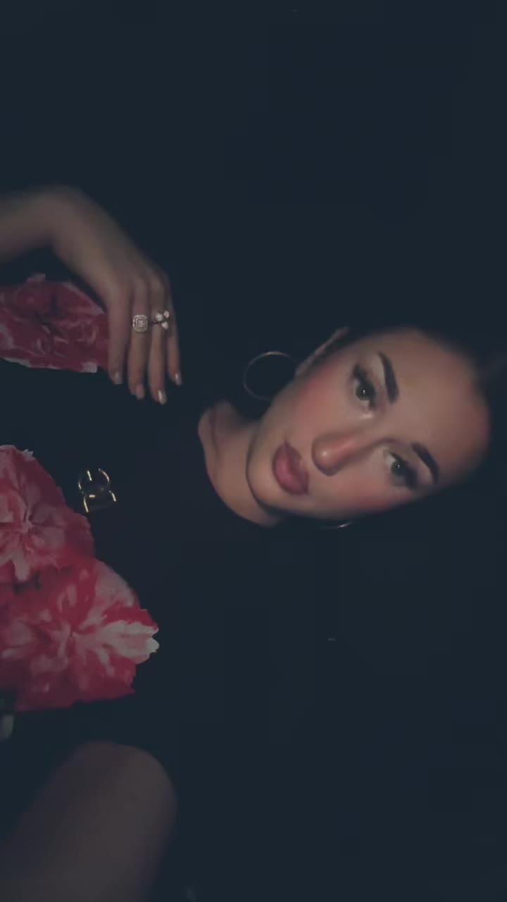 @HoneyyyMaria