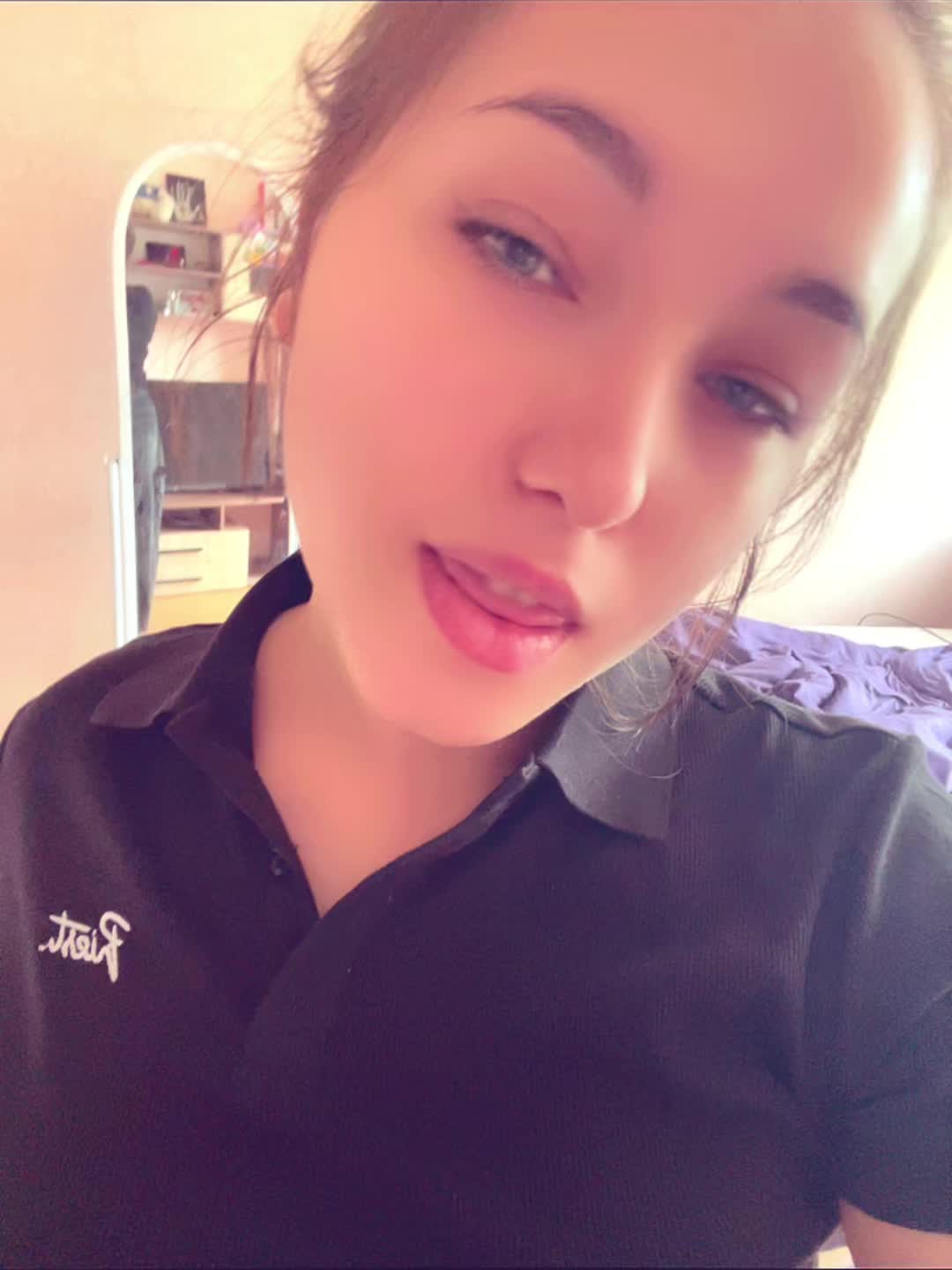 @𝑀𝒶𝓇𝒾𝒶💋