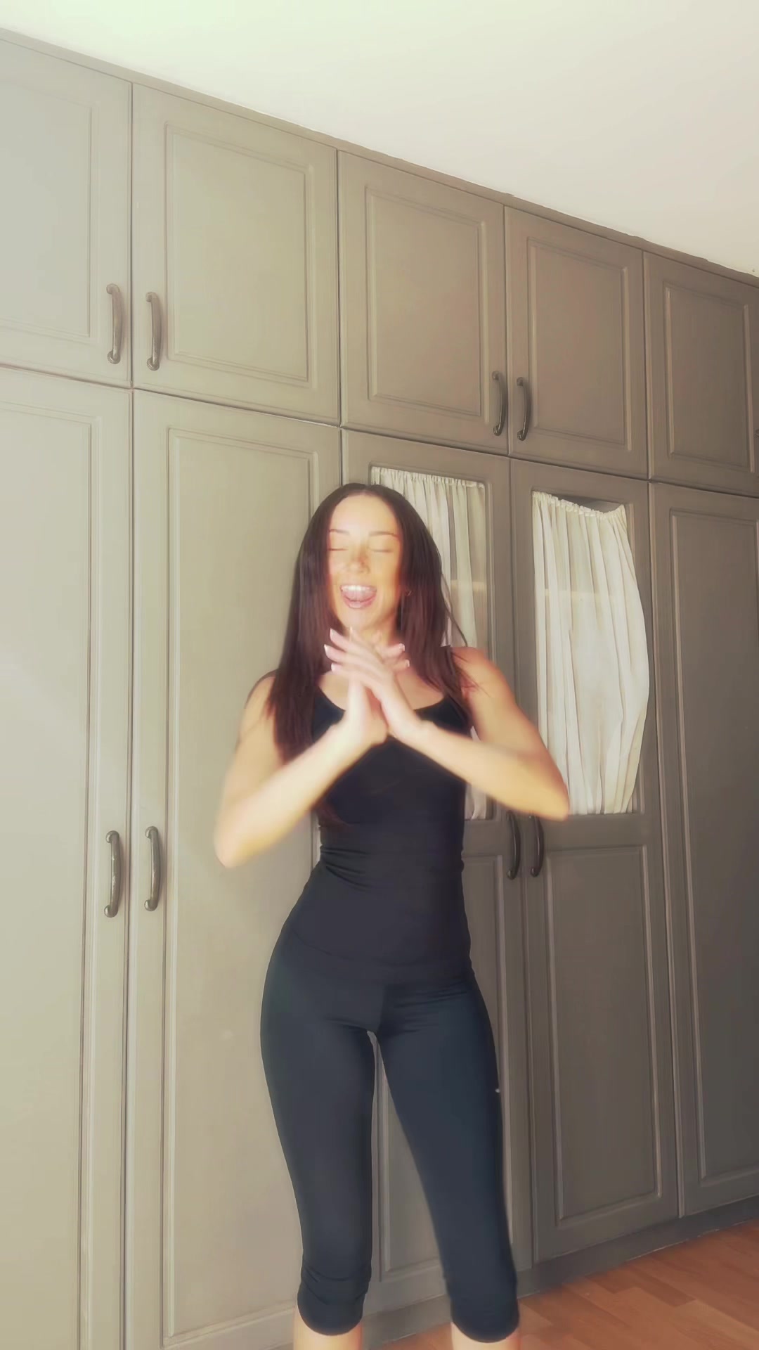 @myanicolesimpson_