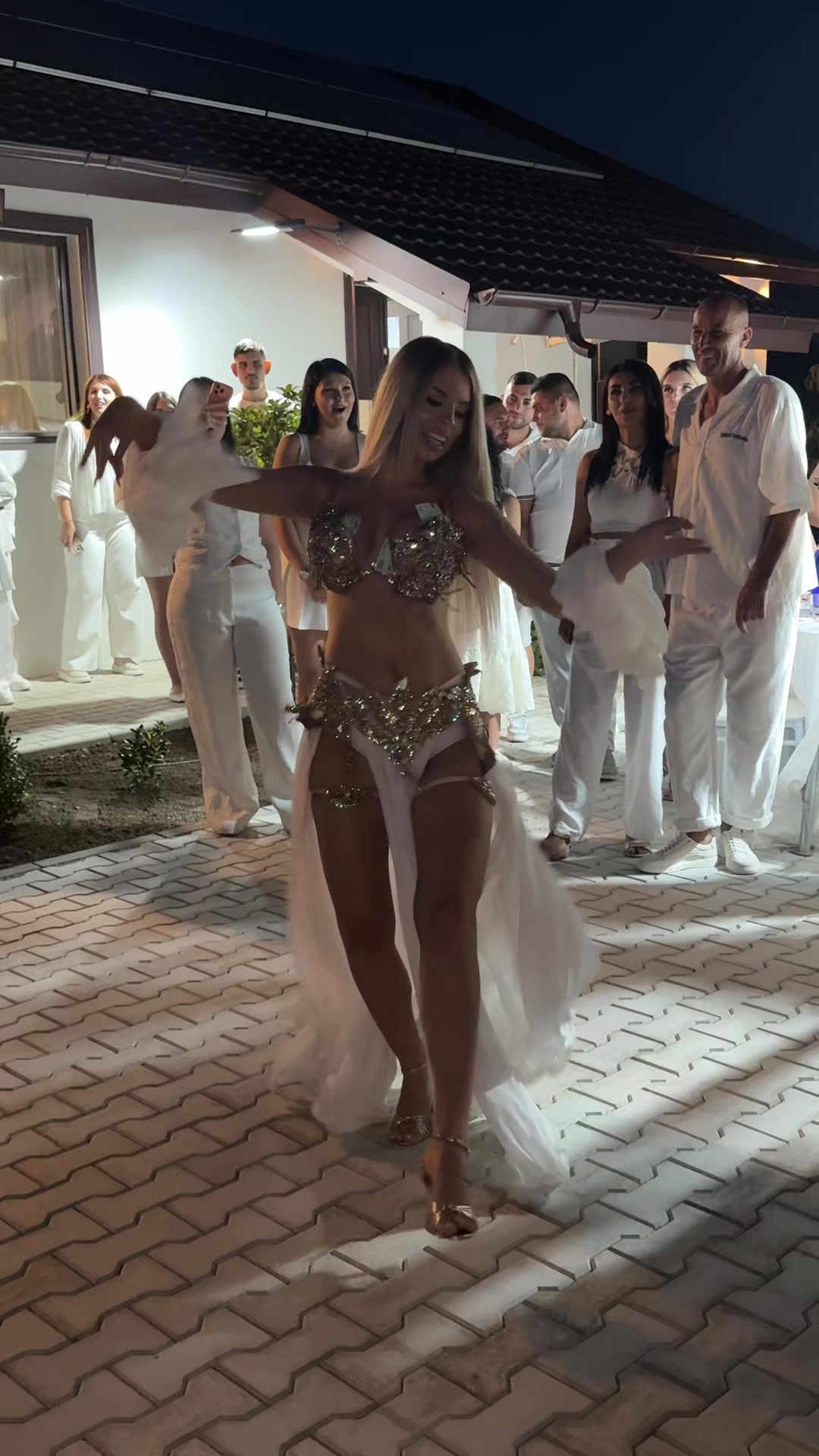 @Bianca Gabriela | Bellydance