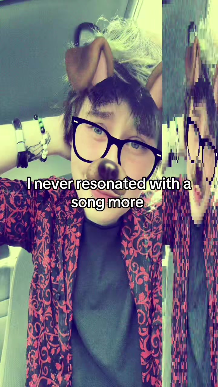 @🐡 erik ⭑。𖦹°‧