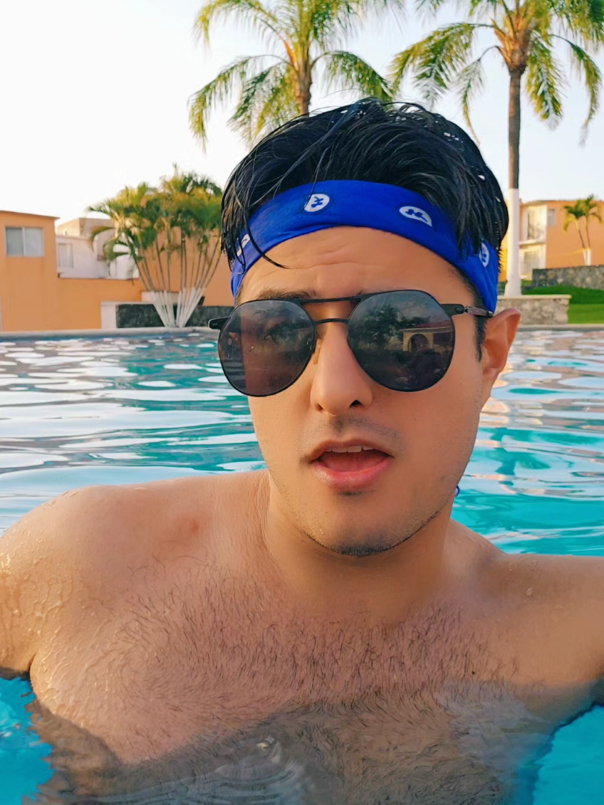 @Armando Gárate