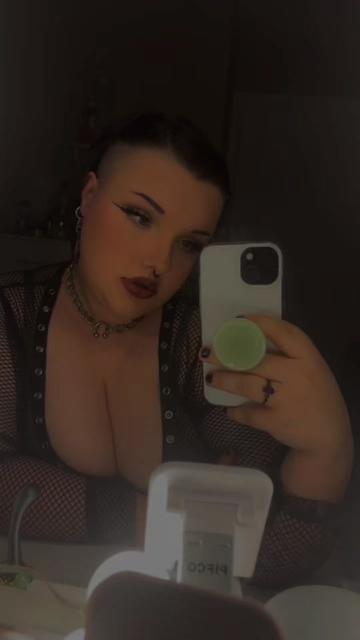 @🤡Jess🤡